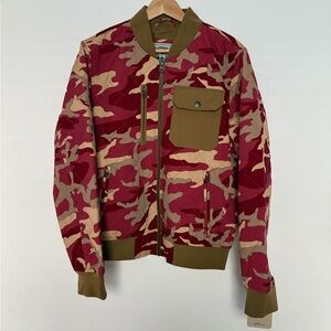 Levi's Men's Diamond Quilted Bomber Jacket Khaki/Red Camou Insulated Small NWT